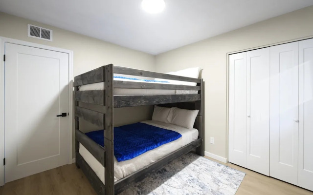 Blue Tides Getaway - Private Pool & Fire Pit