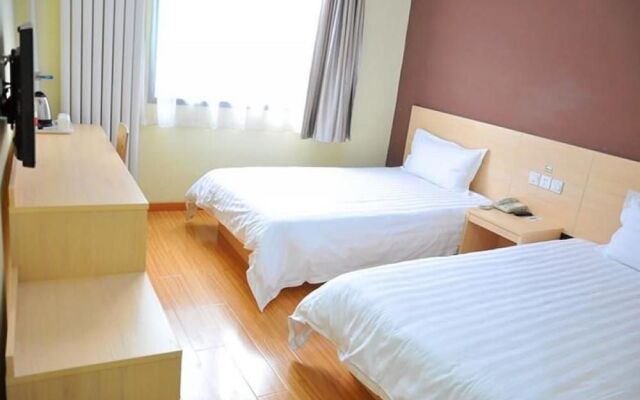 Super 8 Hotel