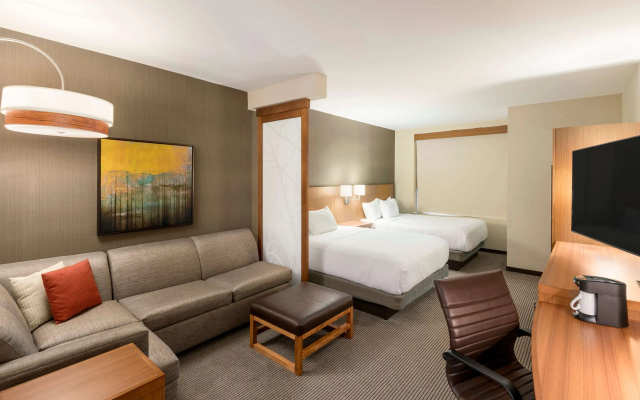 Hyatt Place Greenville Downtown