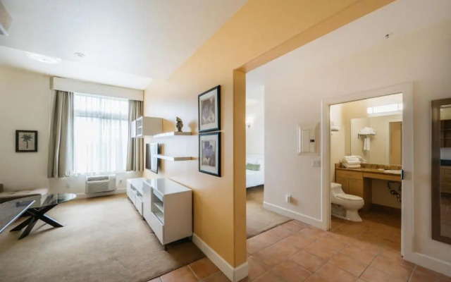 Studios Inn
