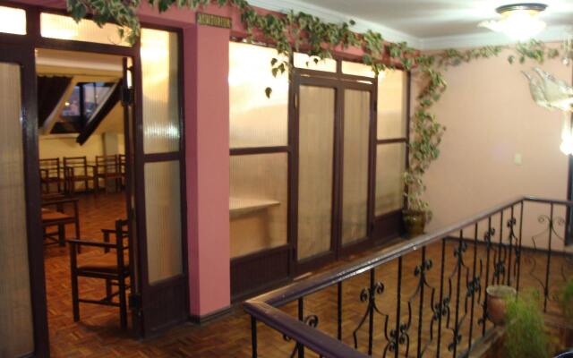 Hostal San Pedro Velmont