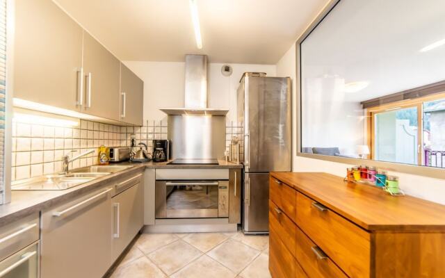 Vallet T4 Luxury Hyper Center