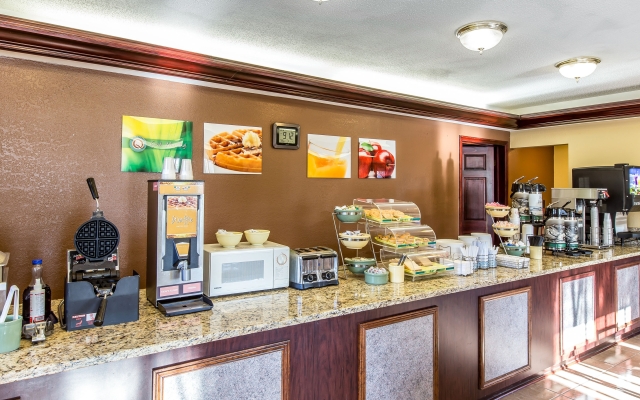 Quality Inn & Suites Macon North