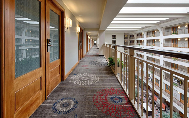 Embassy Suites by Hilton Chicago O'Hare Rosemont