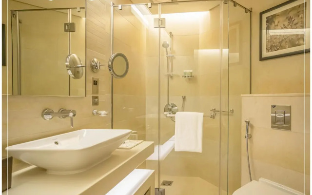 HomesGetaway -Studio in Hyatt Residences