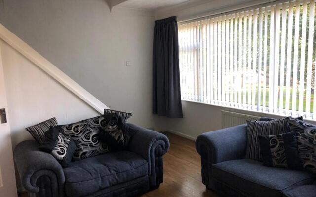 Ainsdale Gardens