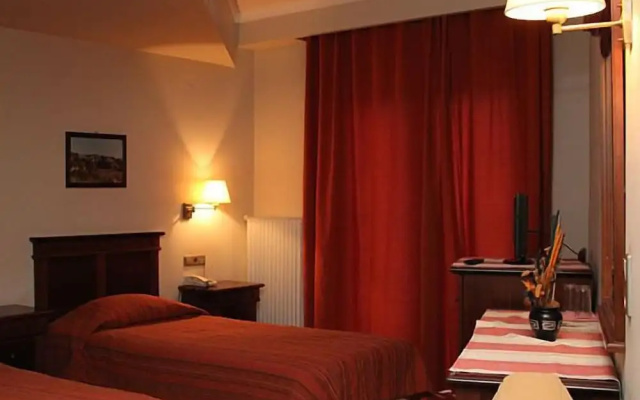 Mythos Hotel