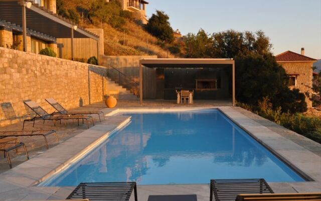 Elafivolia Arachova Suites