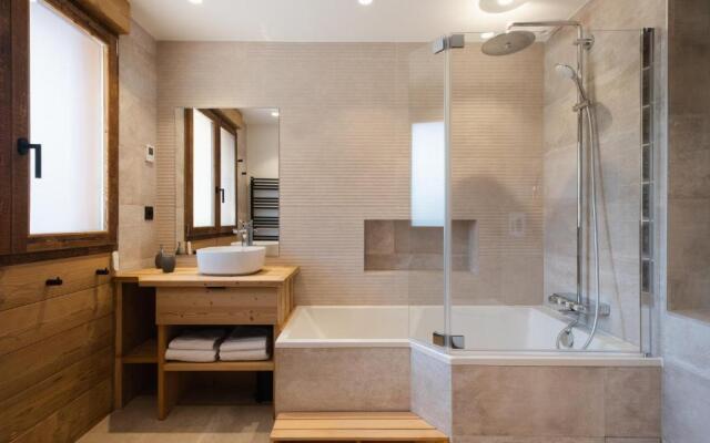 Chalet La Clusaz, 6 pièces, 12 personnes - FR-1-304-270