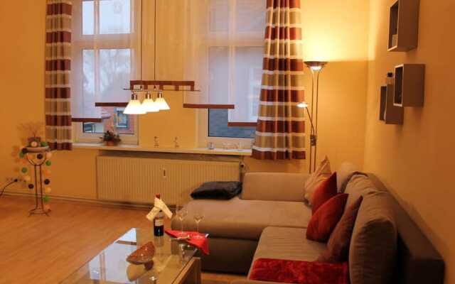 2 am Lustgarten Modern Retreat