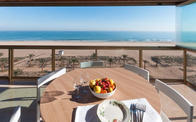 Beach & Port Apartments