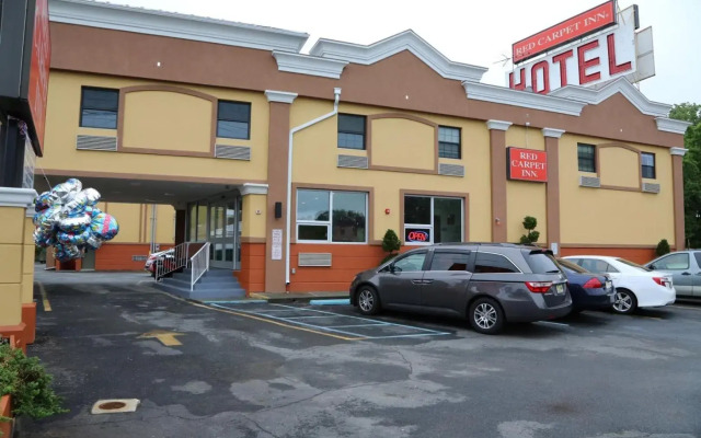 Red Carpet Inn Elmwood Park