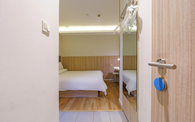 Hanting Hotel Shanghai Jiashan Road