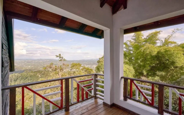 Villa ines-4X4only-Jarabacoa-View-Jacuzzi-5BR