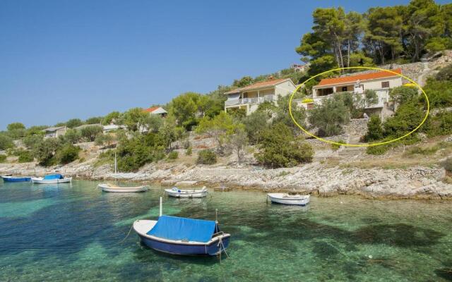 Villa Bistrana - 15m from sea