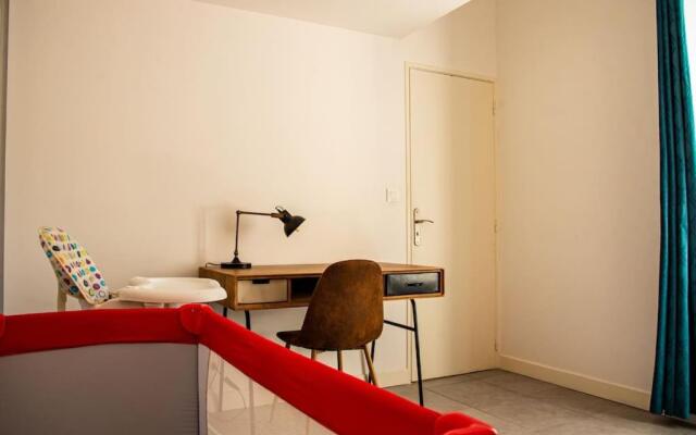 Loft 90 m2 cosy au calme avec terrasse et parking