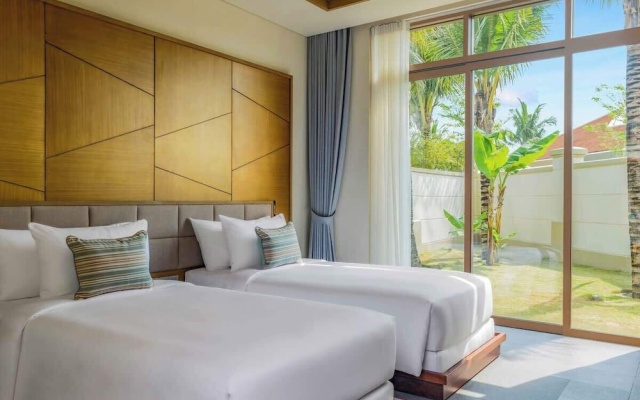 Luxe 5 Star Villa Private Pool Resort Access – Balcony – Da Nang
