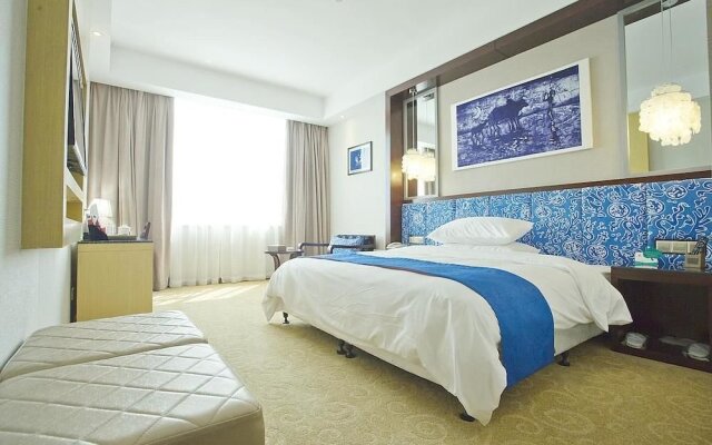 Miaozu Buyi Hotel