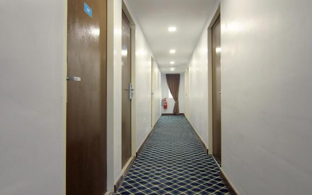 Room V @ Jalan Megat