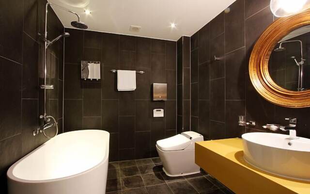 Rich Diamond Hotel