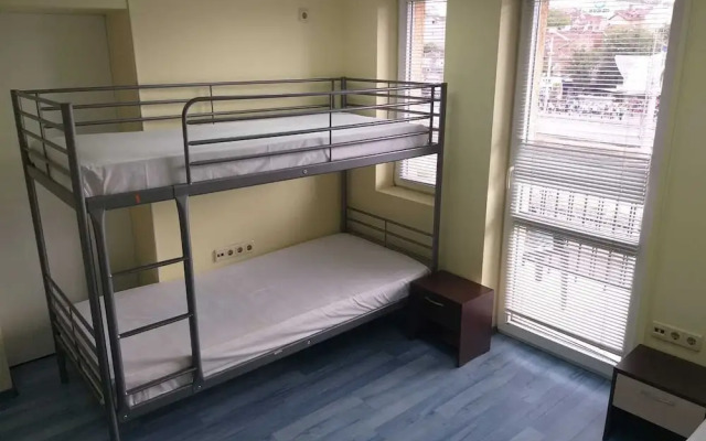 Happy Hostel