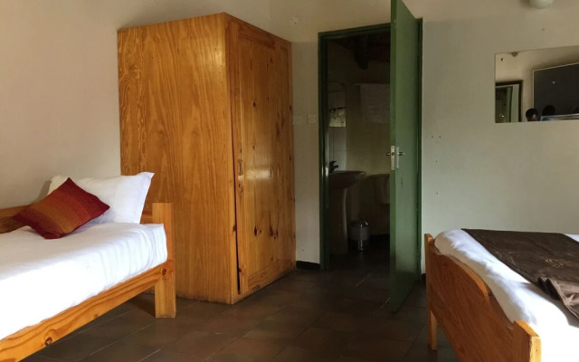 Kgogomodumo Lodge