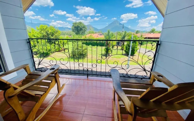Casa de las Rosas Volcán Arenal