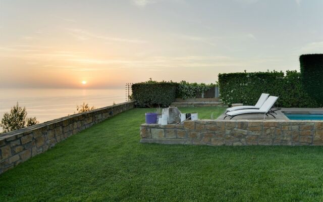 Gleize Amazing Sea View Villa