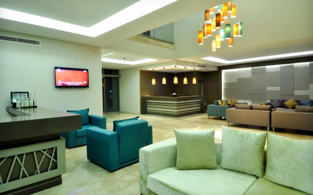 Lugga Boutique Hotel & Beach