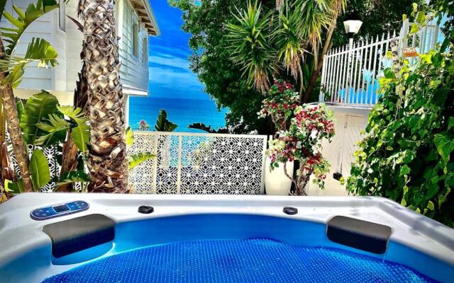 Clifton YOLO Spaces – Clifton Beachfront Apartments