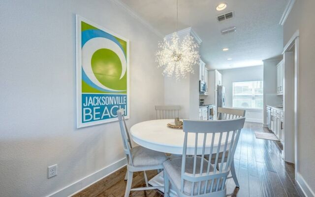 Beach Escape Three - Luxury Townhome