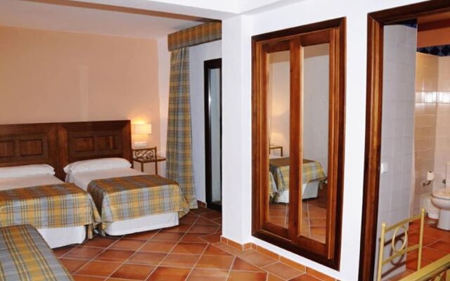 Hostal Doña Lola Marina