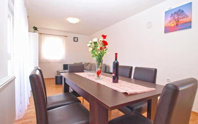 Apartments Mala Vala 1332