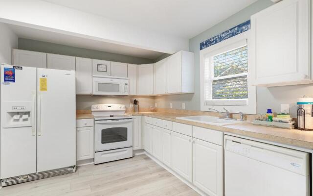 LaCasa Atlantica Unit B