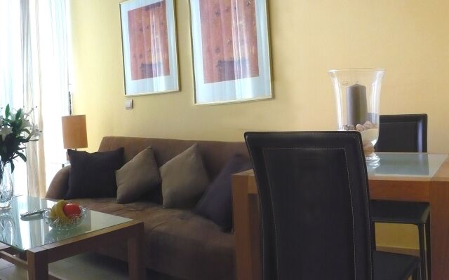 Apartamentos Suites Oficentro