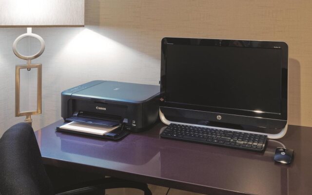 La Quinta Inn & Suites Las Vegas Tropicana