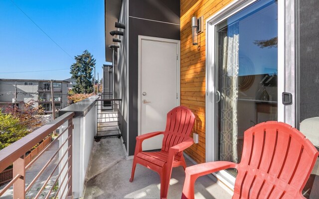 Fremont Jet City Townhome
