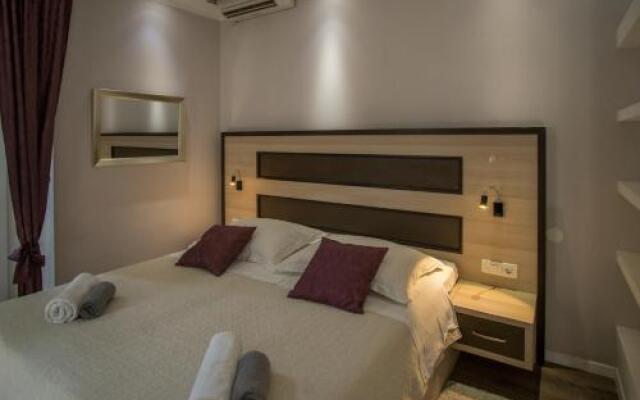 JR Luxury Guesthouse