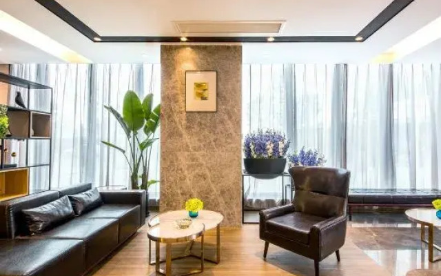 Homeinn Selected Hotel (Chengdu East Railway Station Huaishudian Subway Station)