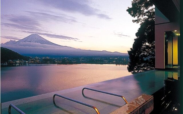 Kukuna Fujikawaguchiko Resort & Spa