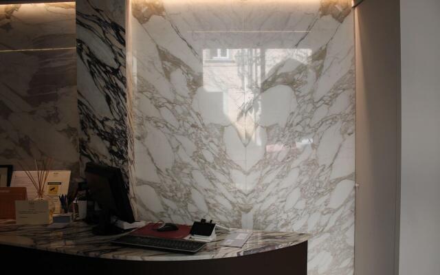 Donati Luxury Tower Suites