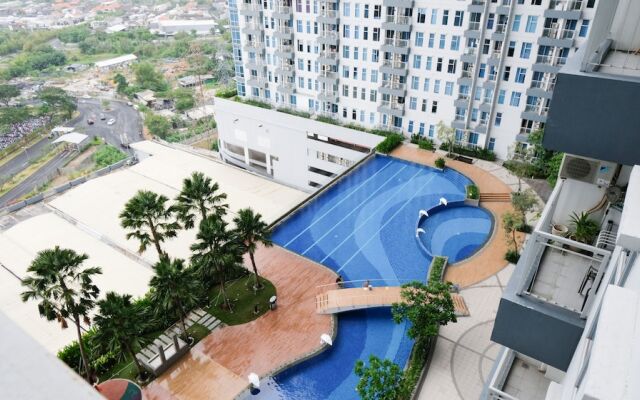 Cozy Stay Studio Connected With Mall At Supermall Mansion Apartment