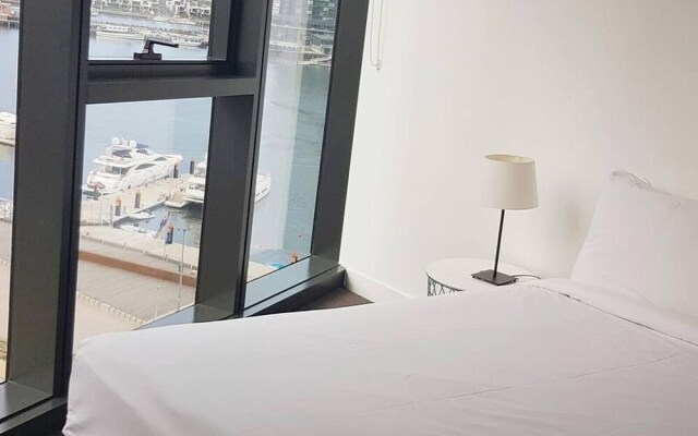 Docklands Waterfront 1006PR 2 Bed Free Wifi