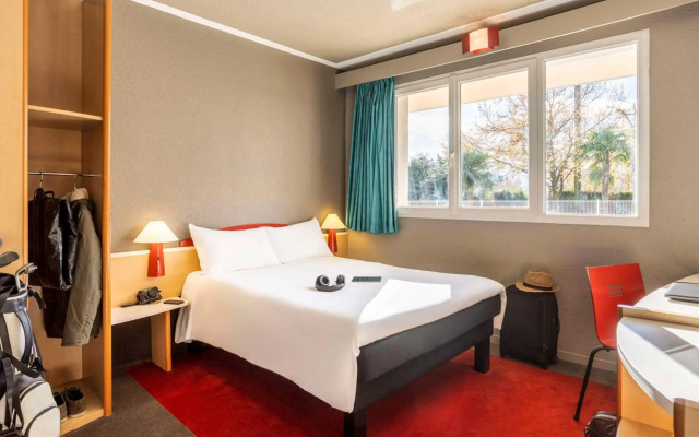 ibis Tarbes Odos