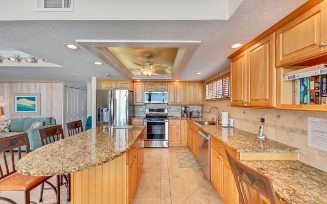 Trillium 4A Beach Front Condo With Private Balcony/amazing Views
