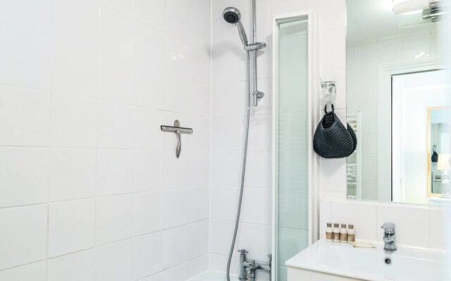 Bright Gorgeous Studio in Chelsea, 2 Guests
