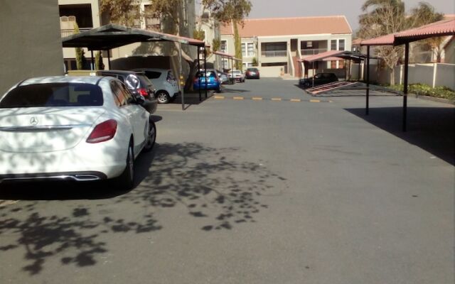 The Royal Princess Garden Fourways Guesthouse