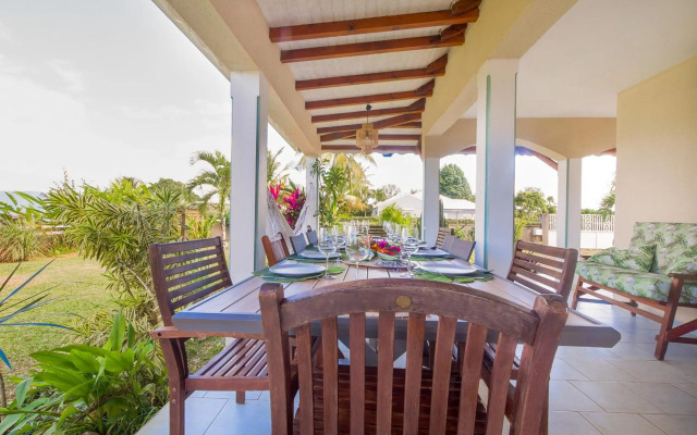 Villa Oneway avec piscine - 12 Pers