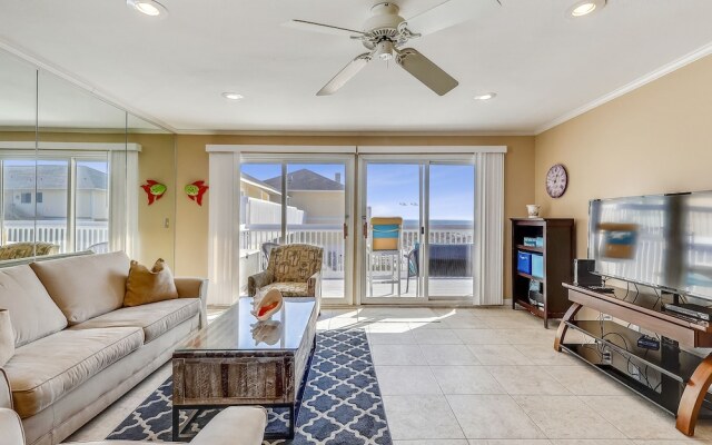 Sandpiper Cove 2136 2 Bedroom Condo by RedAwning