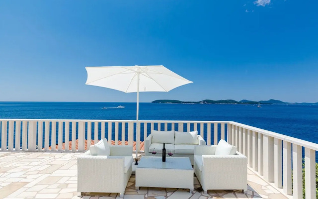 Sun & Sea Apartments